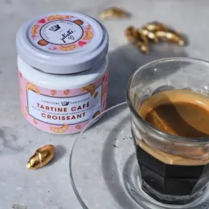 榛果咖啡抹醬(限量款) TARTINE NOISETTE CAFE avec CROISSANT 搭配可頌早餐情境 | Confiture Parisienne 巴黎人果醬.